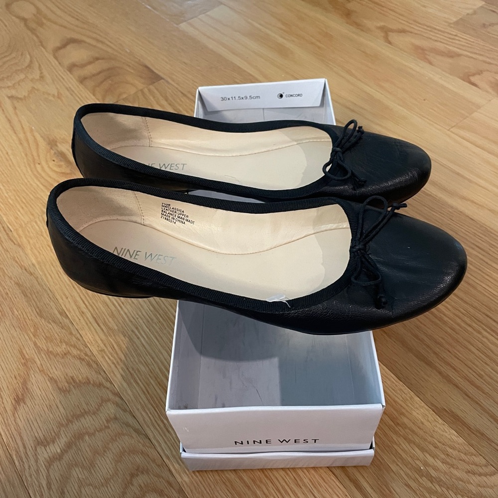 NWT Nine West Black ballet flats size 7.5
